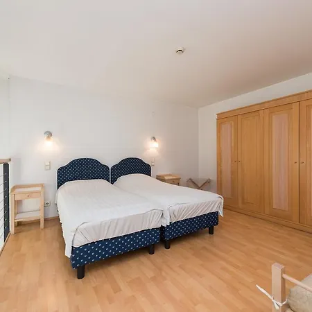 Cozy Loft Near Old Town